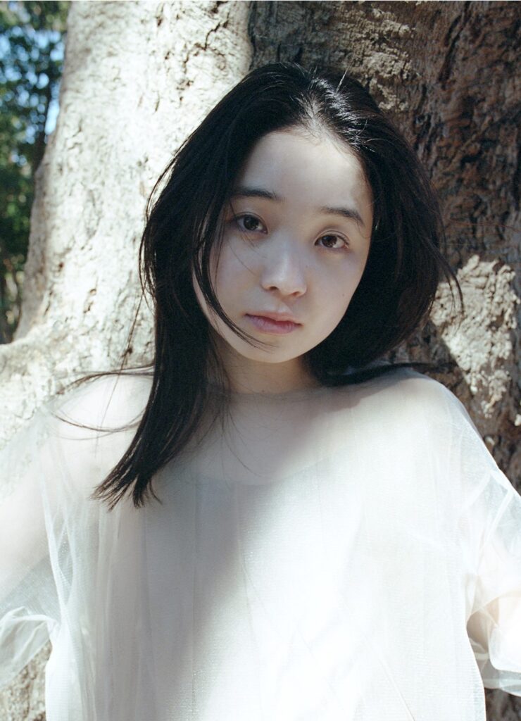 福地桃子_宣材写真-740x1024 是枝裕和監督作品『ラストシーン』再生回数1,000万回突破!透明感溢れる福地桃子の声に惚れるファン続出 全編iPhone 16 Proで撮影