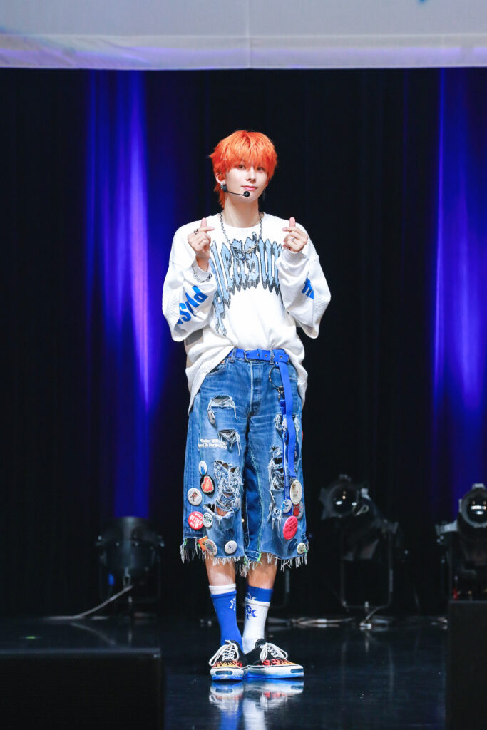 06-KYOSUKE-683x1024 【オフィシャルレポート】 aoen(アオエン)Debut Single SHOWCASE「青い太陽 (The Blue Sun)」開催 〜冠番組「今日もaoen頑張ります!」が日本テレビ系にて放送開始決定!