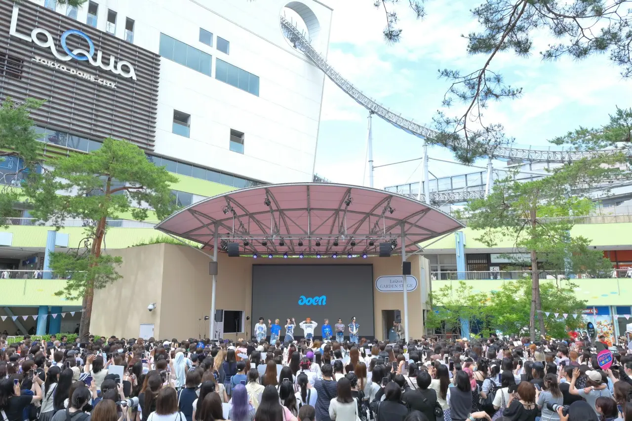 19345_1280 aoen(アオエン)メンバー出身地を巡るオープンスペースイベント ファイナル 東京のライブレポート到着!Debut Single 「青い太陽 (The Blue Sun)」オリコンデイリーシングルランキング1位獲得!