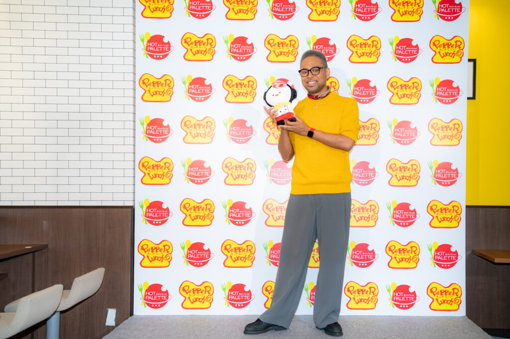 イベントオフィシャルスチール-39※レポート使用-1024x682 EXILE NESMITHが今年感動したこと「ATSUSHIが復帰して一発目のステージ」ペッパーランチのイベントで今後の夢語る。