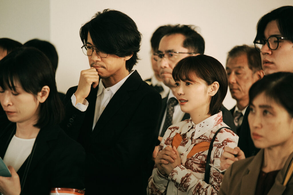 0923_2-1024x683 倉科カナ オフィシャルインタビュー「藤木さんのような先輩になりたい!」初共演の藤木直人は“誰に対しても風通しの良い方”<ドラマ『MISS KING / ミス・キング』>