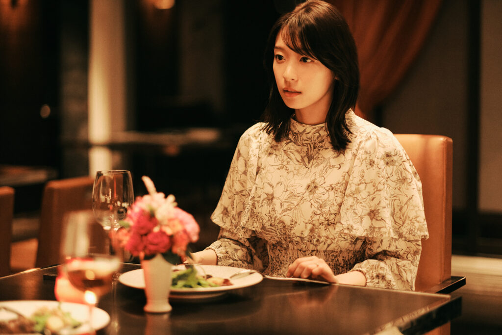 0925_3-1024x683 のん“初のダークヒーロー”『MISS KING / ミス・キング』“バチバチ”に盤上で火花散らすライバル、のんVS鳴海唯の場面写真を解禁
