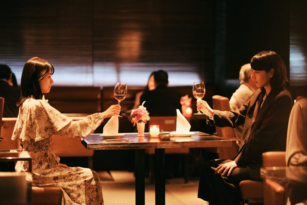 0925_4-1024x683 のん“初のダークヒーロー”『MISS KING / ミス・キング』“バチバチ”に盤上で火花散らすライバル、のんVS鳴海唯の場面写真を解禁