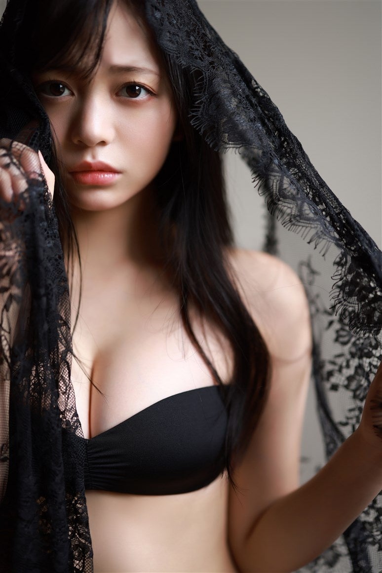 129409-159-902728a0a2bef91118febd4a2c8d18b7-774x1161-1 女優、グラドルで活躍中の蓬莱舞 「美」に着目した最新デジタル写真集をリリース