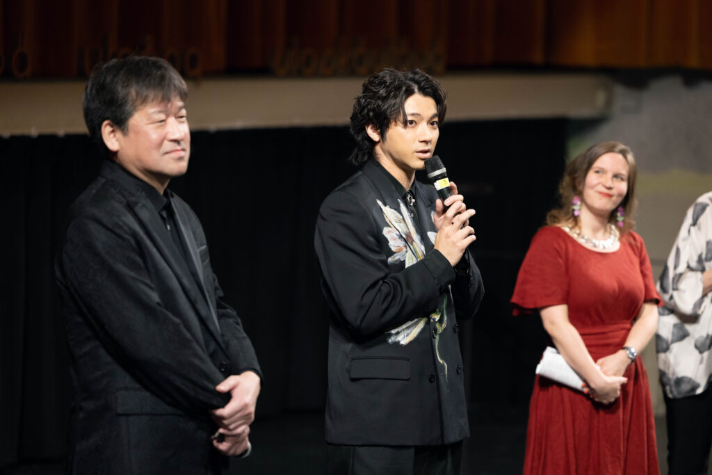 映画『爆弾』0924-サブ1-1024x683 映画『爆弾』山田裕貴＆佐藤二朗、ヘルシンキ映画祭に登場！山田、初の海外映画祭で「めっちゃウケてた」と手応え！＜ヘルシンキ国際映画祭 ワールドプレミア上映レポート＞