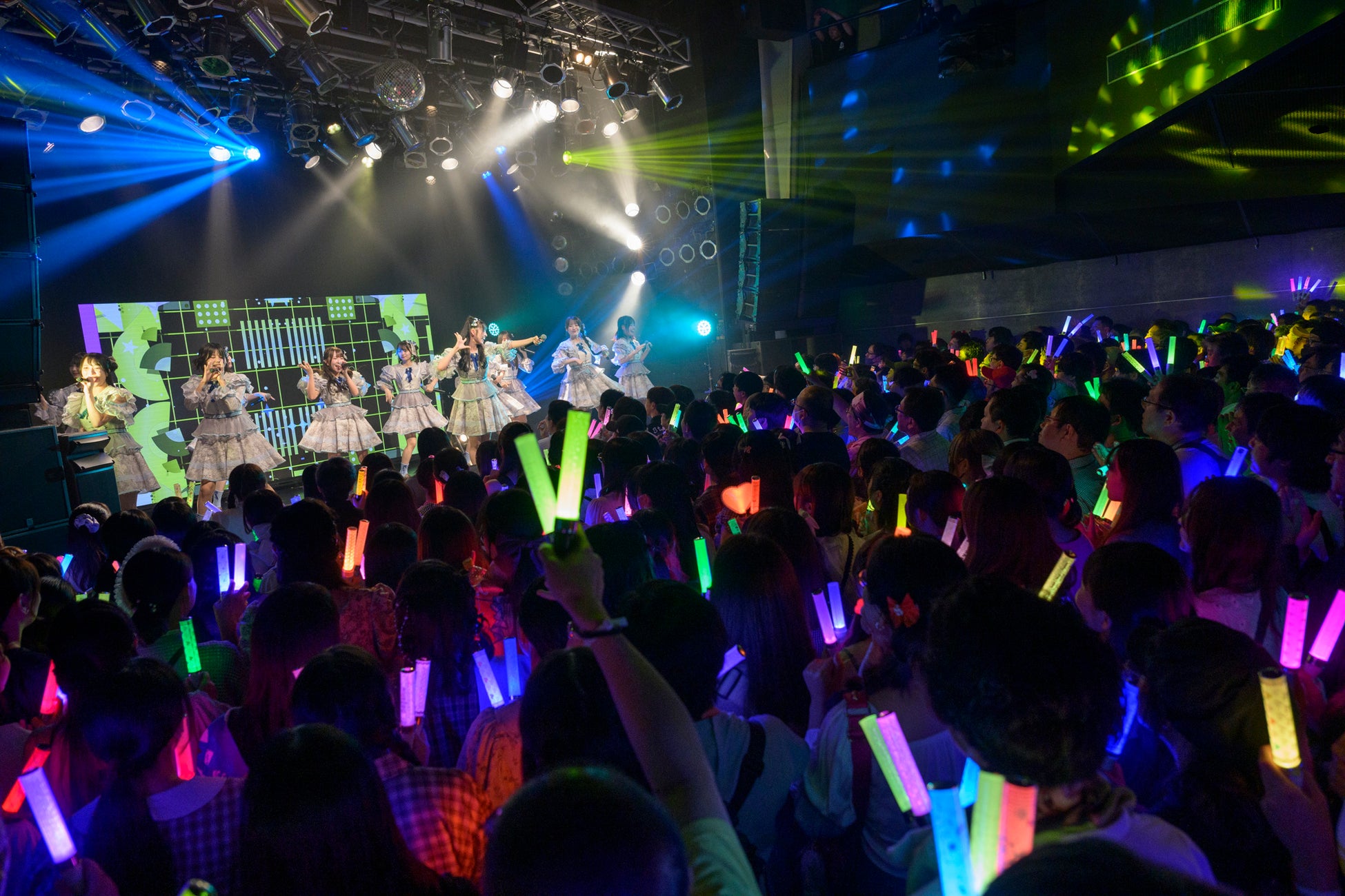 25517-818-898e88bdd0bfd4990267bd8f4c057919-2000x1333-1 【オフィシャルレポート】可憐なアイボリーが4周年を記念したワンマンライブを開催！ライブと演技が融合したステージに挑戦し、メンバー12人全員が主役としてカレアイの新たな可能性を届ける！