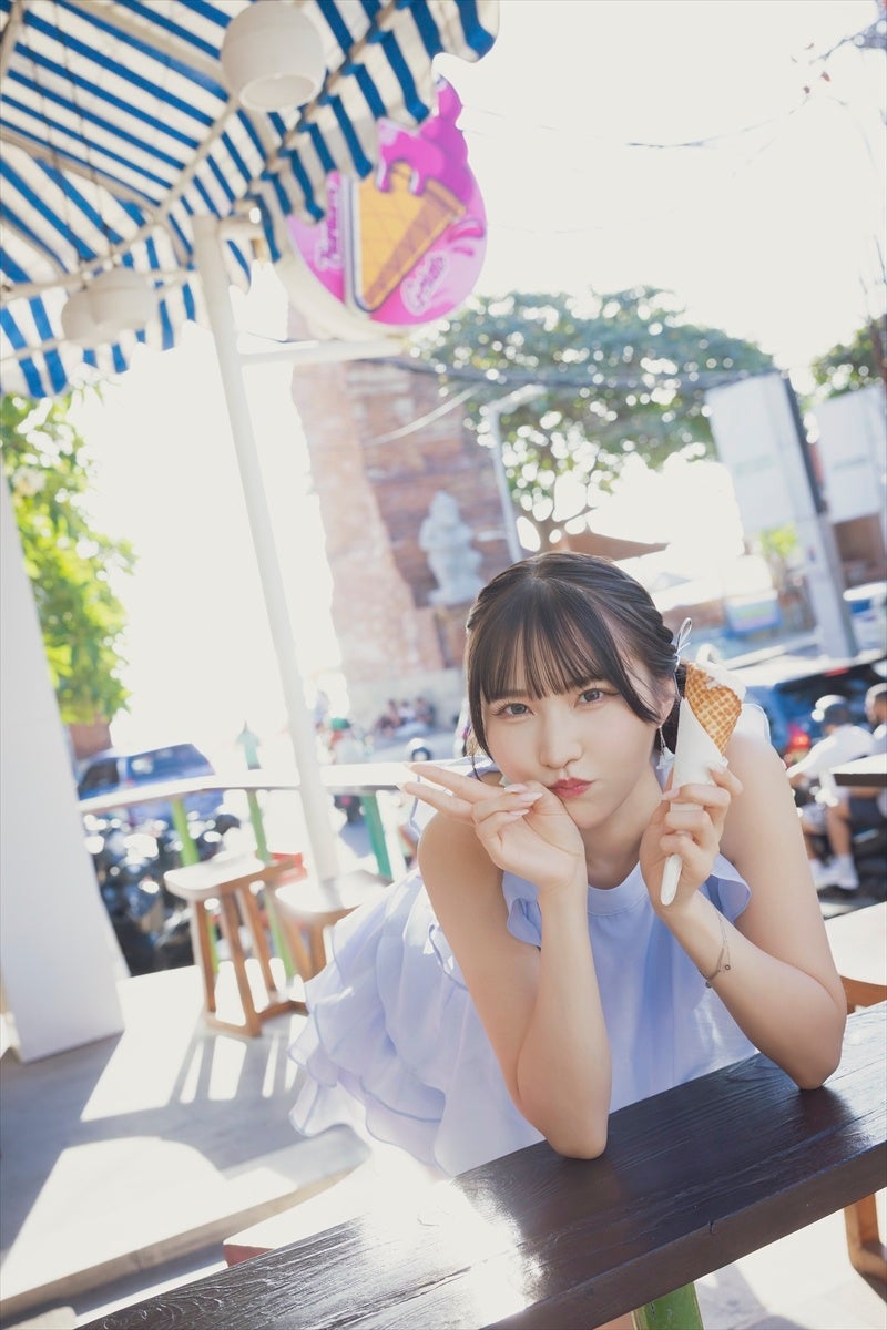 7006-17817-32d38ec03ab13e3c7f7048041a6e7add-800x1200-1 伊織芽衣が1st写真集『芽色－めいろ－』を2025年11月27日（木）に発売！